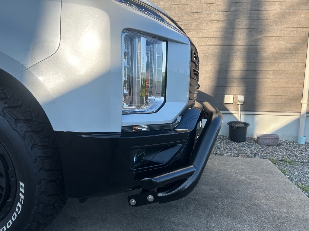 デリカ D:5 2019/2〜用 GOQBUTO-R 3 スキッドプレート：テクスチャ