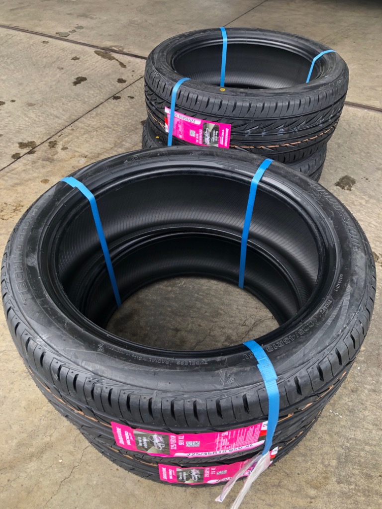BRIDGESTONE 225/45R18 ブリヂストン TECHNO SPORTS タイヤ