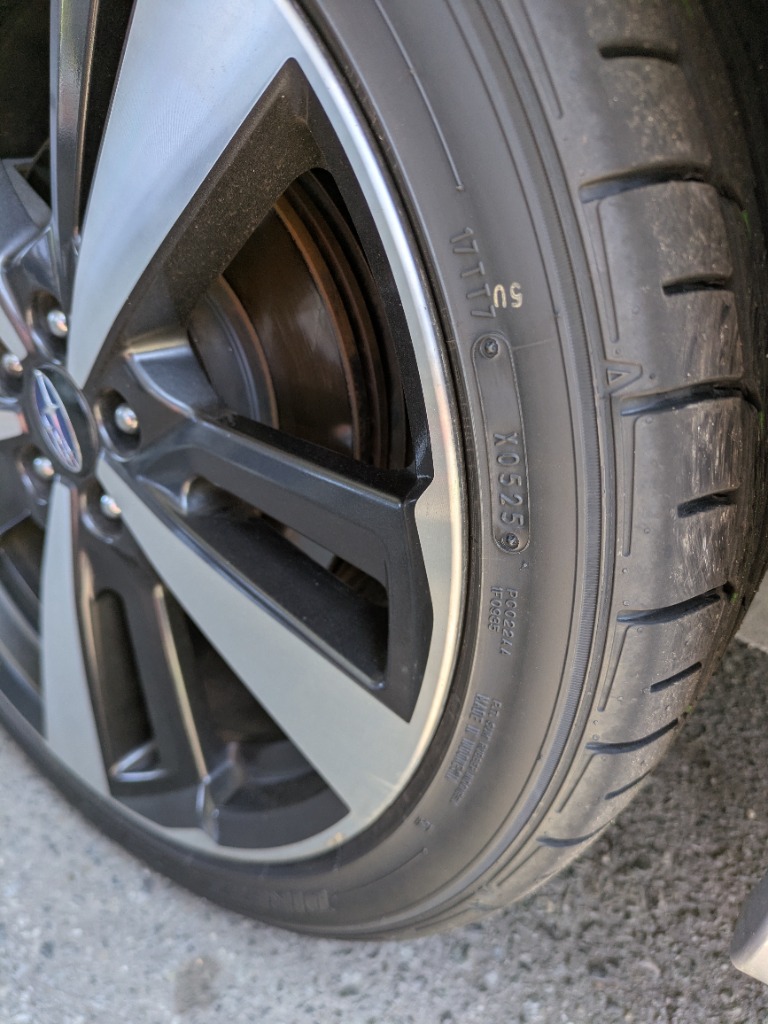 DUNLOP 4本セット 225/40R18 タイヤ サマータイヤ ダンロップ