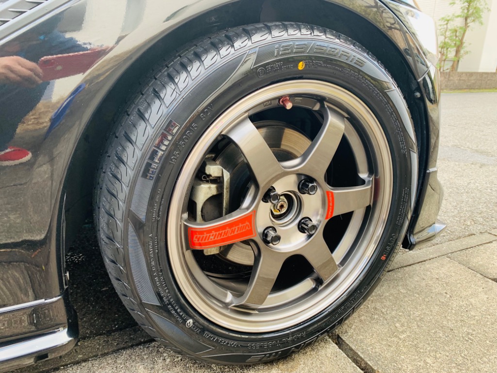 モモタイヤ 195/50R15 MOMO Tires OUTRUN M-2 タイヤ サマー