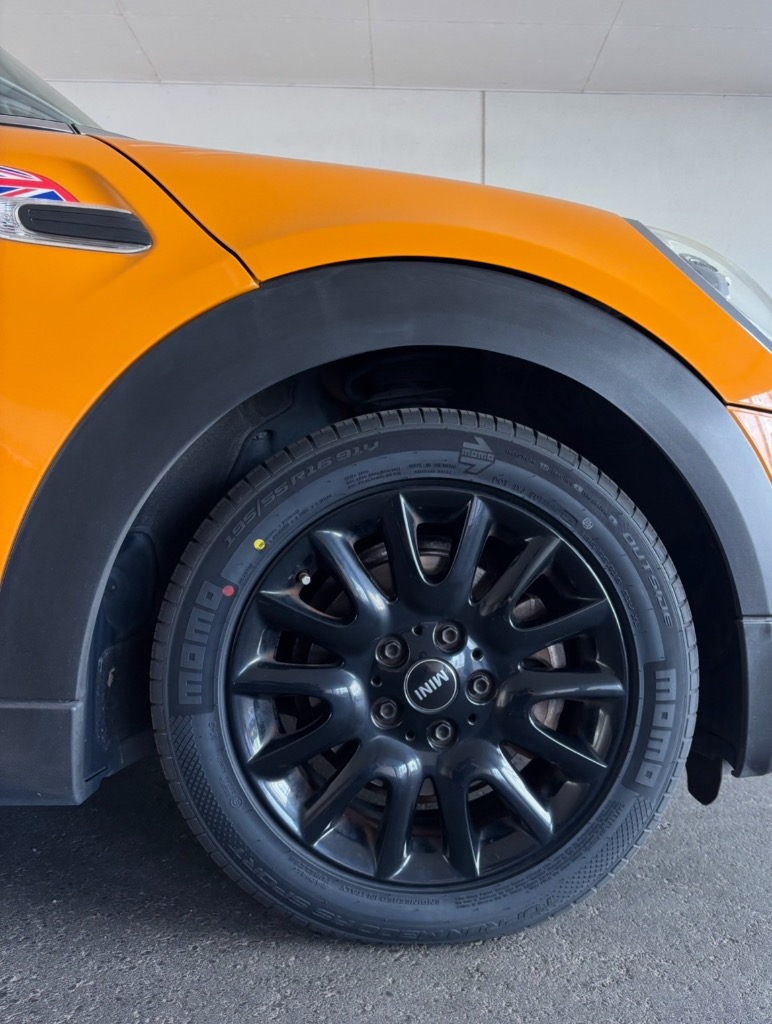 4本セット 195/55R16 タイヤ サマータイヤ MOMO Tires モモタイヤ M