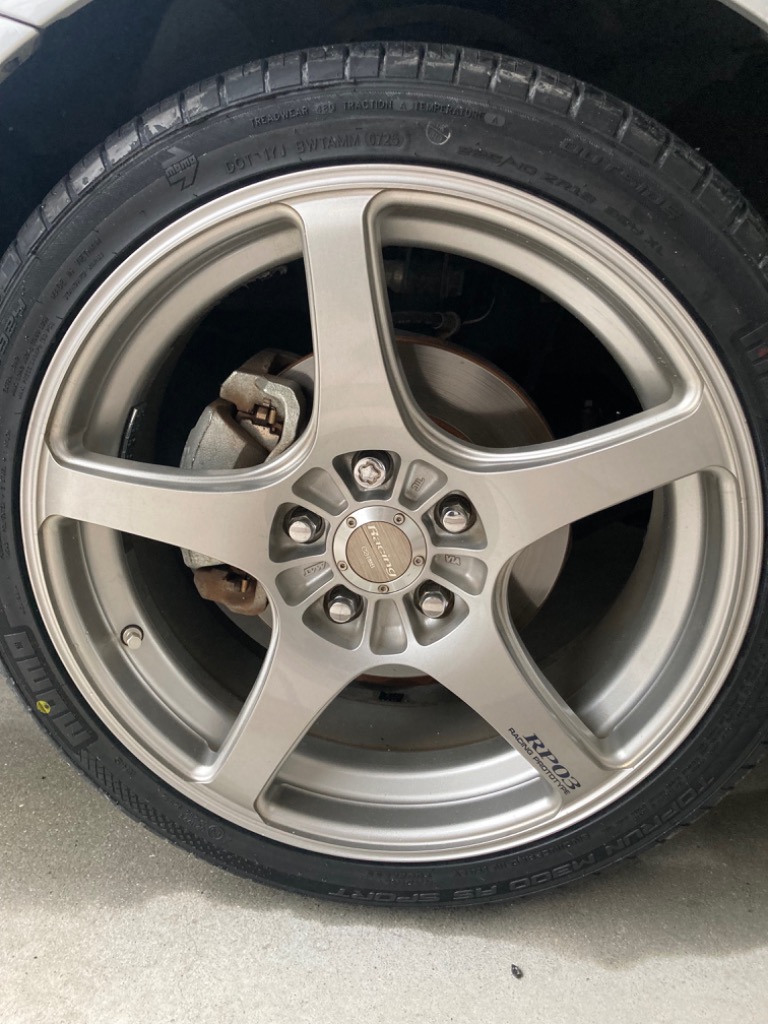 モモタイヤ 4本セット 225/40R18 タイヤ サマータイヤ MOMO Tires