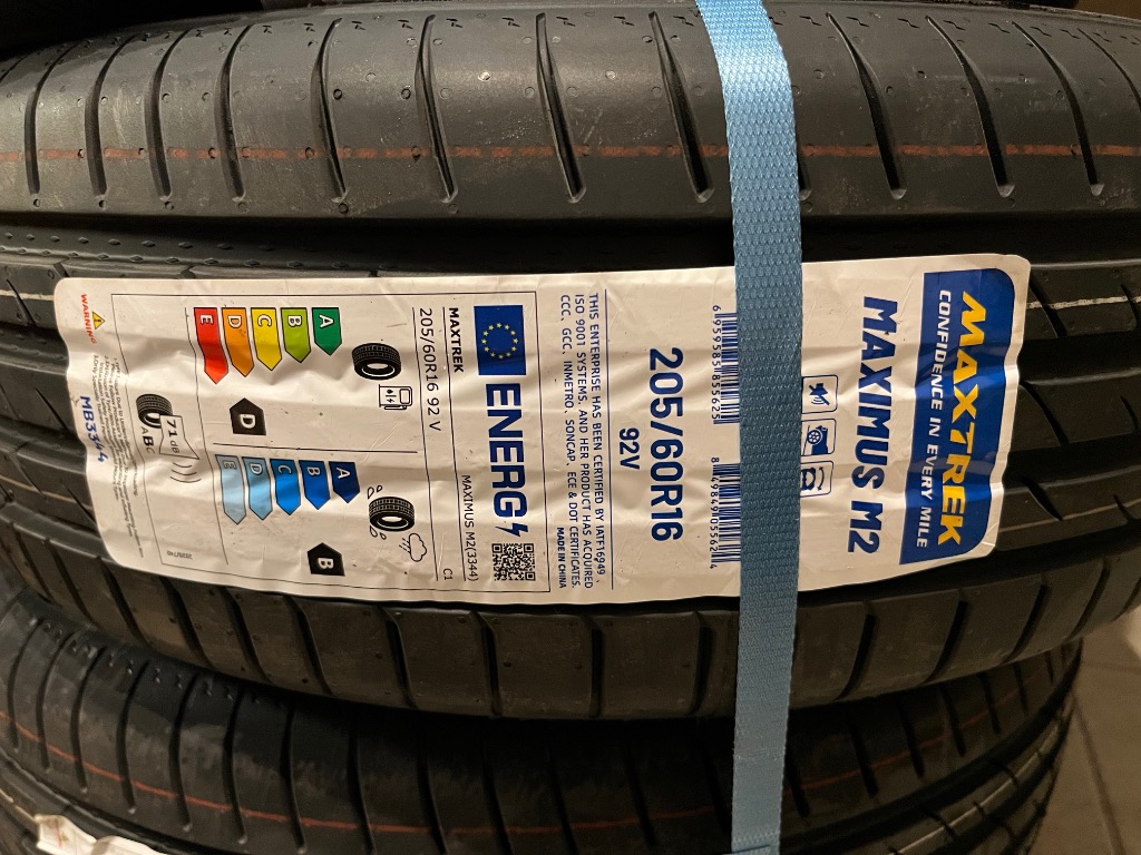 MAXTREK 205/60R16 タイヤ サマータイヤ マックストレック