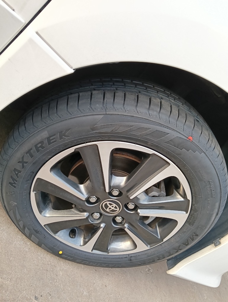 MAXTREK 205/60R16 タイヤ サマータイヤ マックストレック