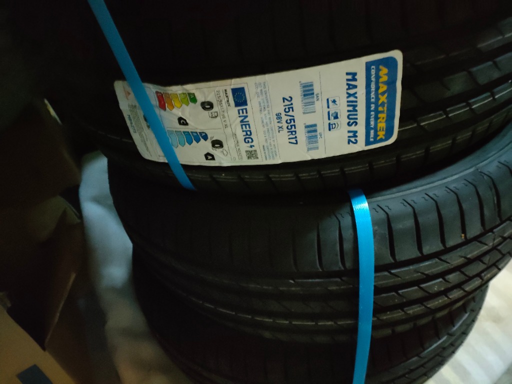 MAXTREK 4本セット 215/55R17 タイヤ サマータイヤ マックス