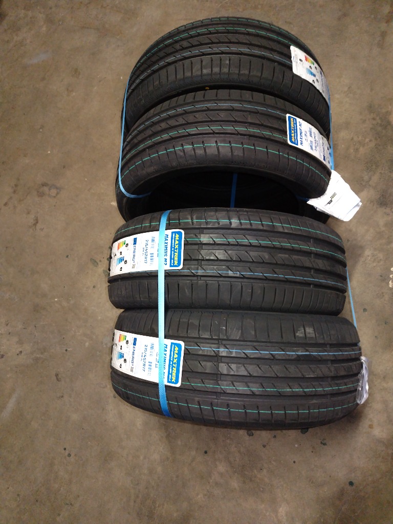 MAXTREK（マックストレック） 4本セット 215/45R17 タイヤ サマー