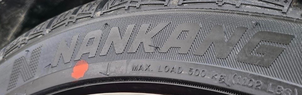 N*N様 235/35/19スタッドレスタイヤ MICHELIN X-ICE SNOW 235/35R19 91H XL エックスアイス スノー