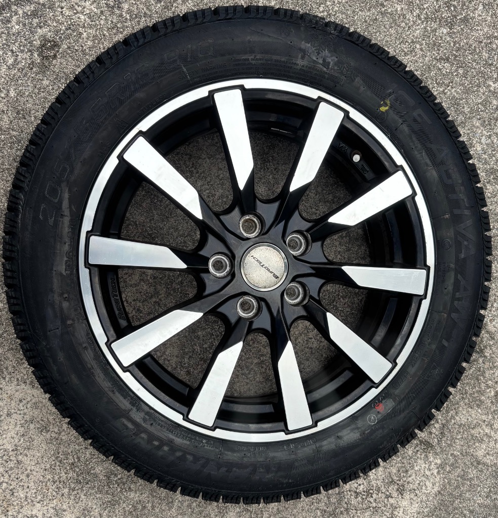 【4/4】205/65R16 NANKANG AW-1 スタッドレス ホイール NANKANG（ナンカン） 4本セット 205/55R16 スタッドレスタイヤ AW-1