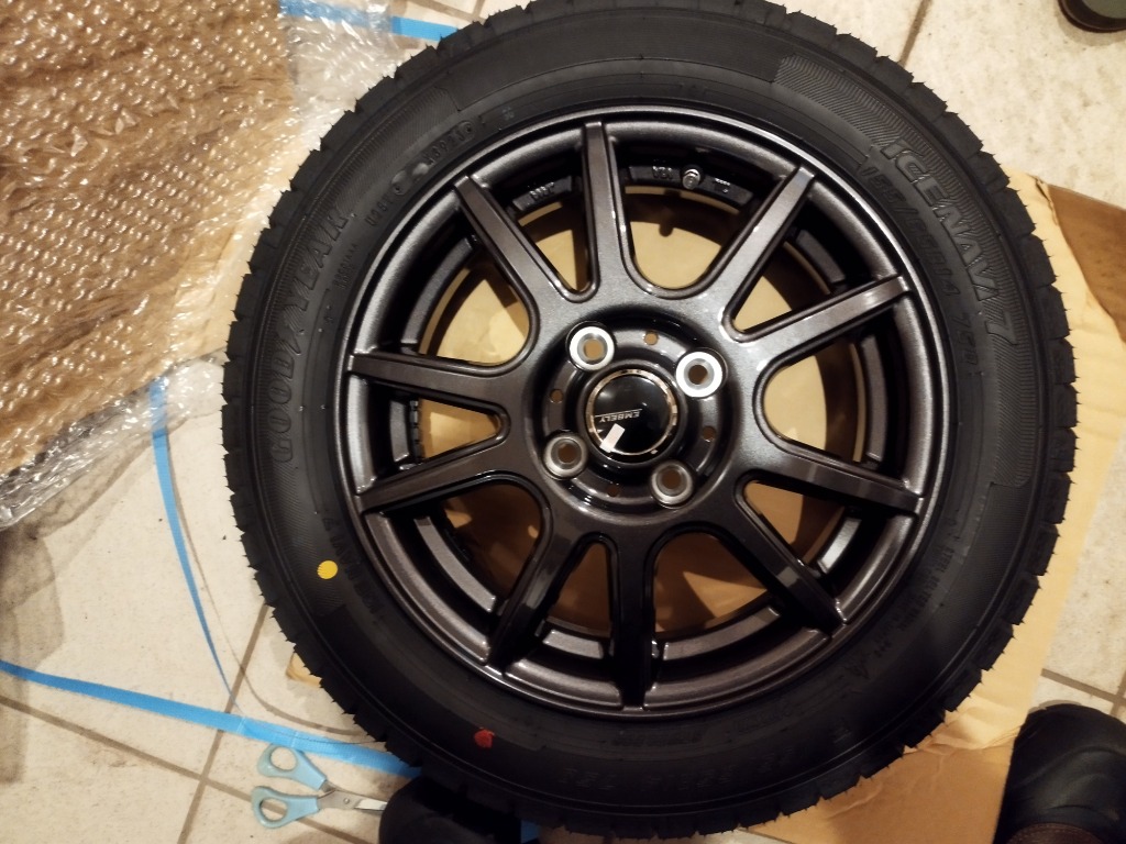 グッドイヤー 155/65R14 スタッドレスタイヤホイールセット
