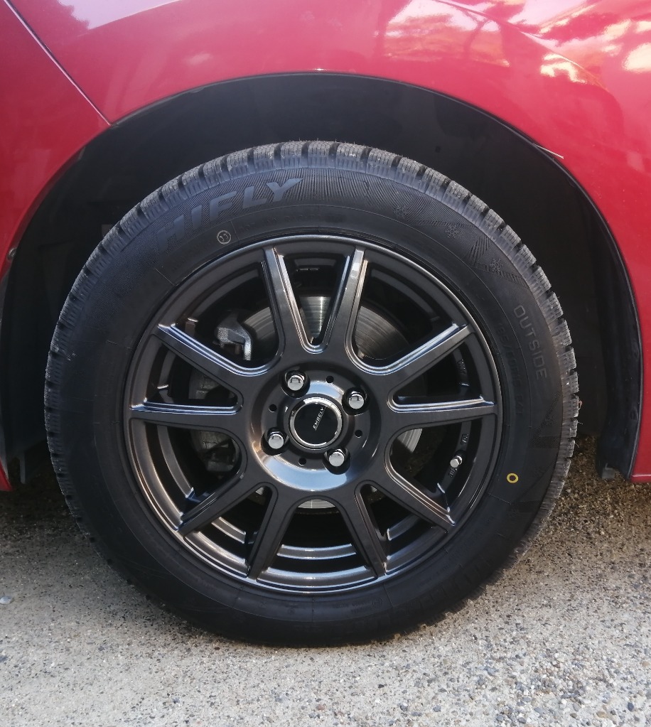 185/60R15 スタッドレスタイヤホイールセット HIFLY（ハイフライ） Win
