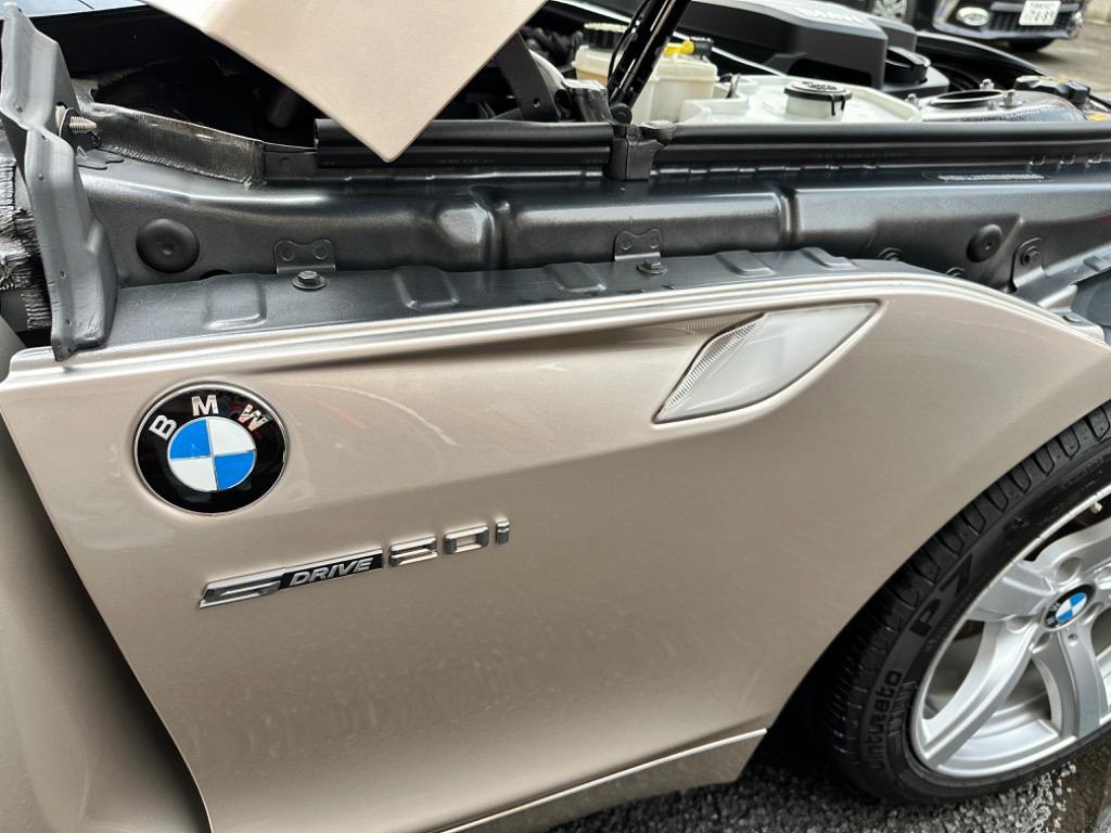 BMW 純正品 Z4 E89 LCI 仕様 サイドマーカー 左右セット 20i 23i 28i 30i 35i 35is 後期 ウインカー フラッシャー 前期にも e89 z4 サイドウィンカー BMW 純正品 Z4 E89 LCI 仕様 サイドマーカー