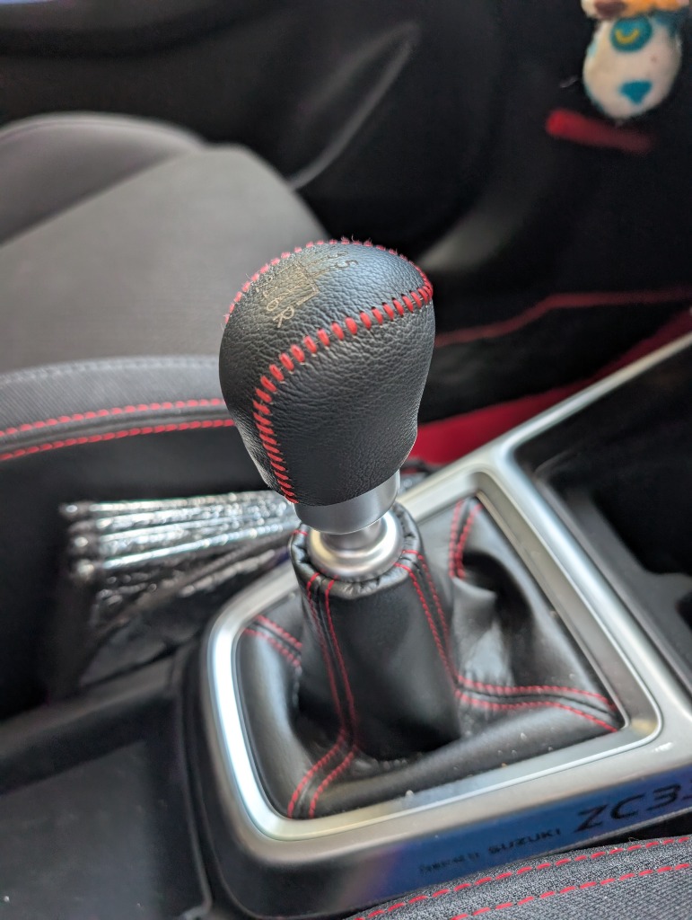 スイフト ZC33S スイフトスポーツ 6MT 本革シフトノブカバー
