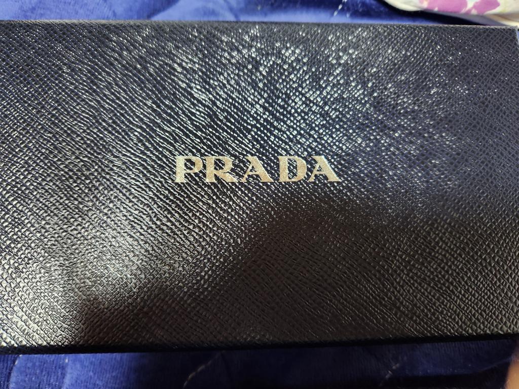 PRADA プラダ 長財布 サフィアーノ カードケース レディース