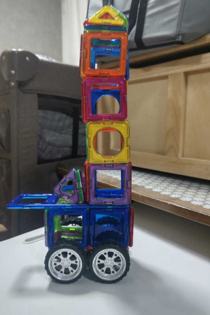 MAGFORMERS レビューで3ピースプレゼント ボーネルンド マグ