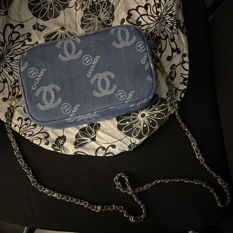 CHANEL 【ノベルティ】 シャネル 大きめ ポーチ クラッチバッグ