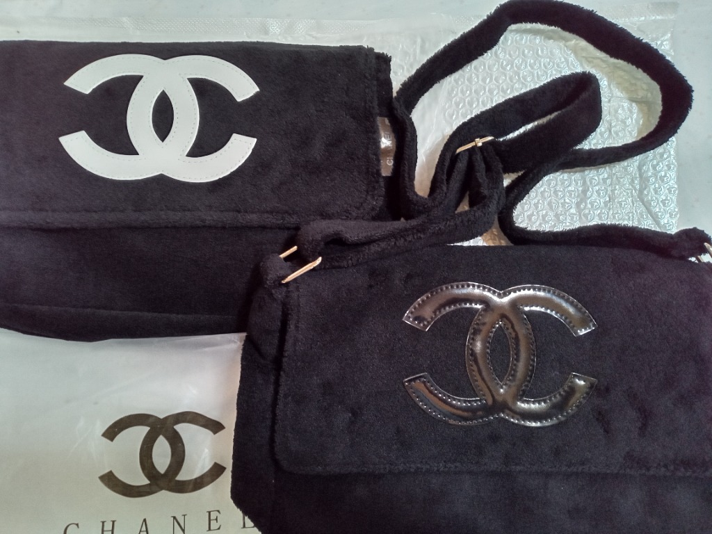 ノベルティ】 シャネル CHANEL ポーチ ショルダーバッグ 斜め掛け