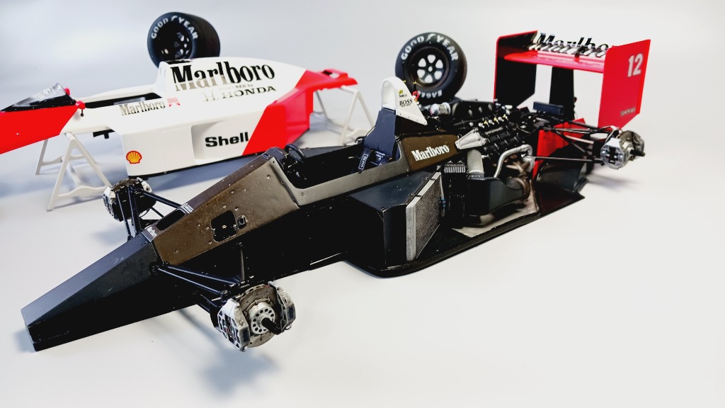 1/12 マクラーレン・ホンダ MP4/4 1988 モンモデル MENG MODEL