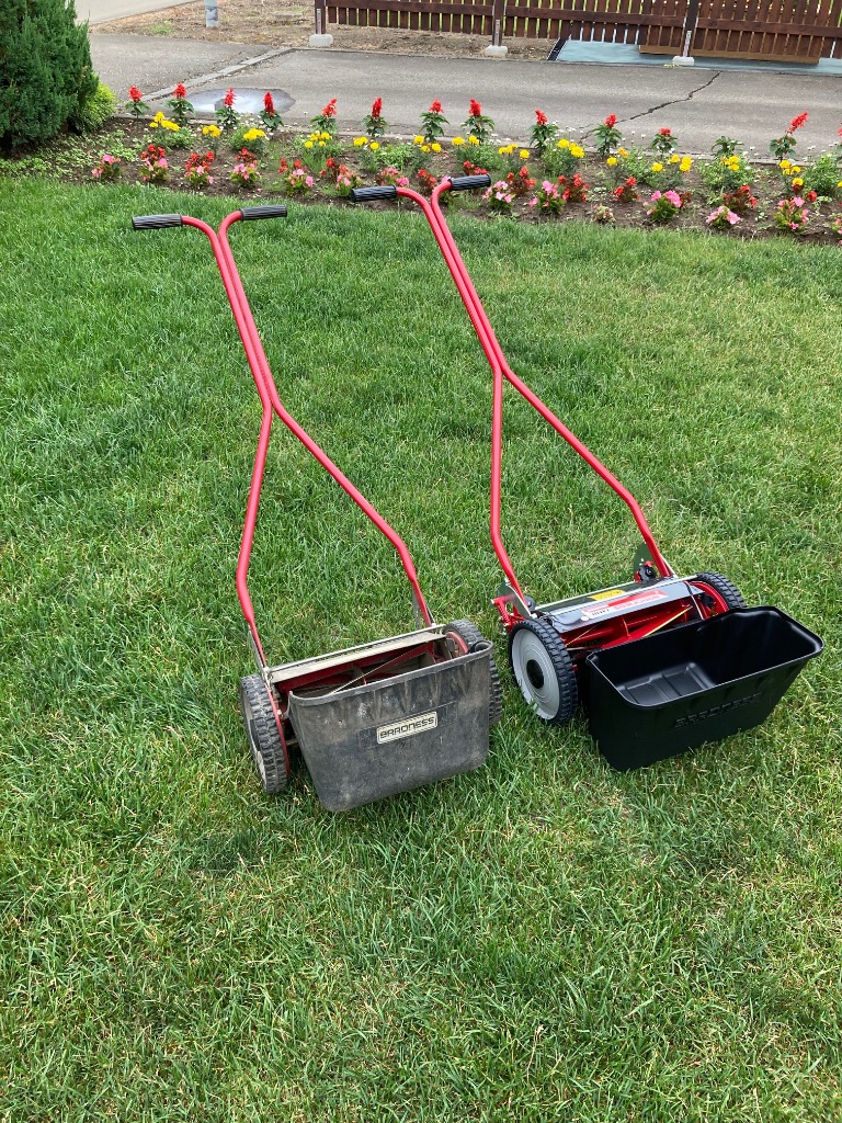 芝刈り機 手動式 バロネス LM4D 家庭用リール式 刈幅30cm 芝生の手入れ