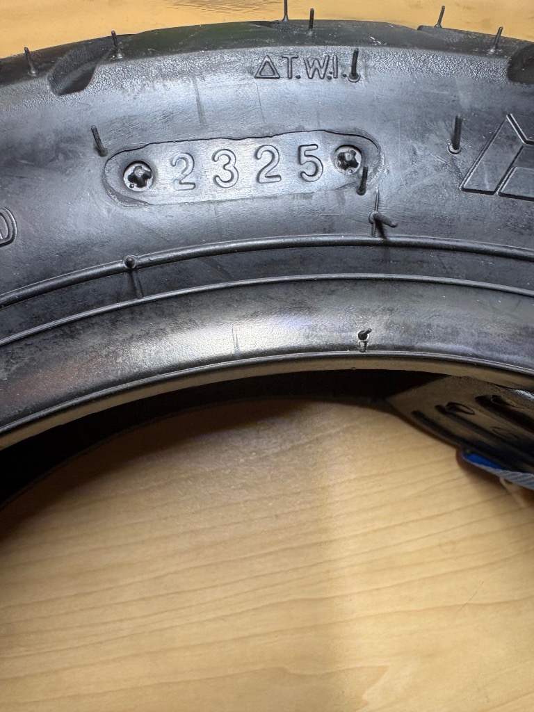 バイク用タイヤ D-PLUS 90/90-10 50J TL コスパ最強 ジョルノクレア