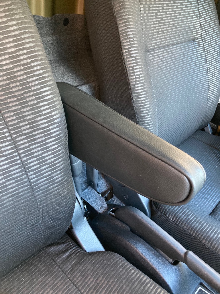 ハイゼットジャンボ　S500P／S510P専用　アームレスト　肘掛け　カーボン調 楽天市場】【2月中旬頃入荷予定】ハイゼットジャンボ S500P