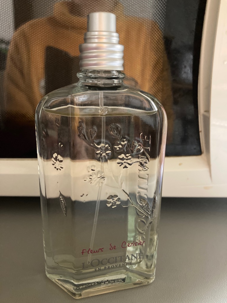 【新品】L'OCCITANE チェリーブロッサム　 オードトワレ 75ml Amazon.co.jp: ロクシタン(L'OCCITANE) チェリーブロッサム
