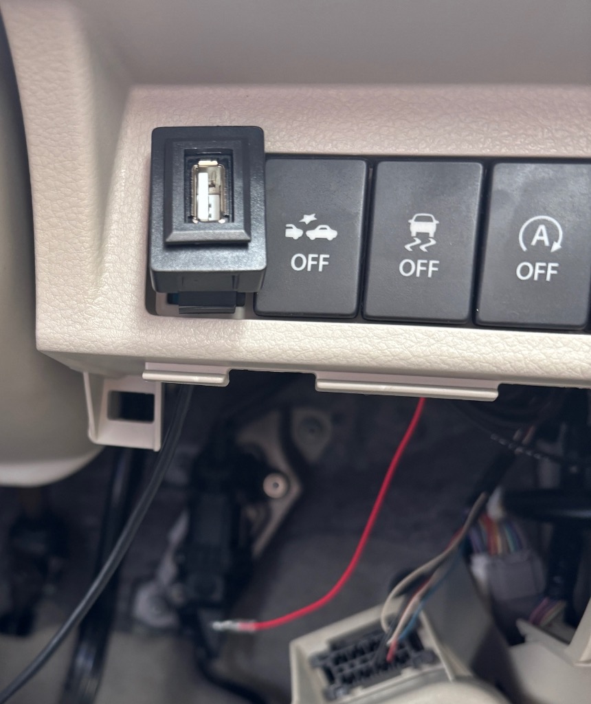 ラパン HE33S USBポート 車 増設 埋め込み トヨタ Aタイプ USB充電器