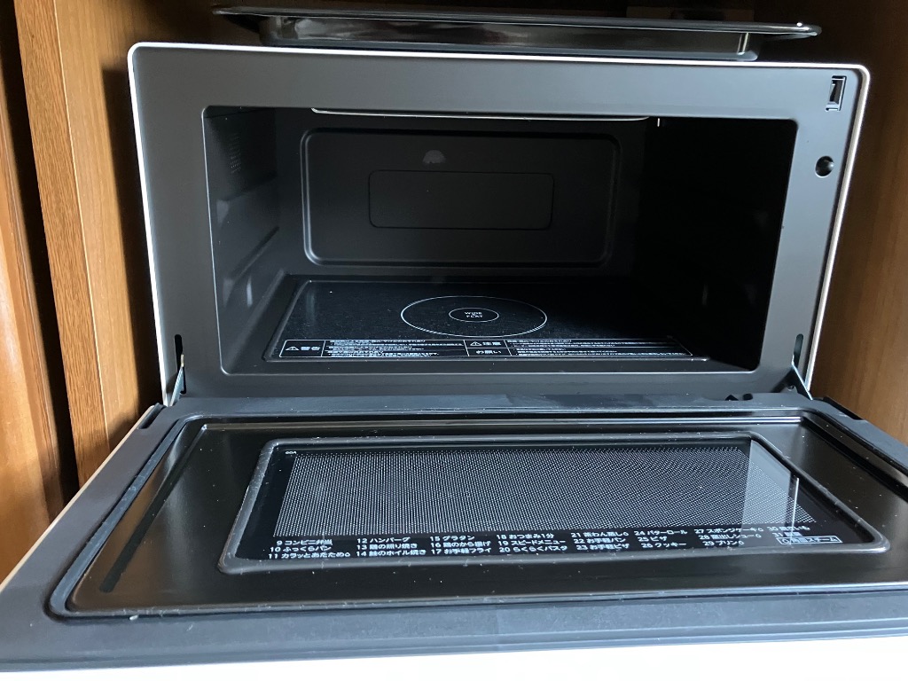 東芝　石窯オーブン ER-60A(W) [グランホワイト]　新品未使用品 台数限定】東芝 ER-60A(W) オーブンレンジ 石窯オーブン 23L
