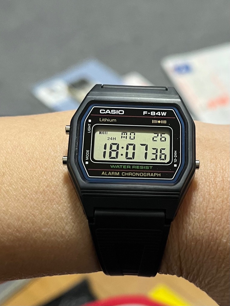 CASIO（カシオ） F-84W-1QJH ブラック メンズ 腕時計 コレクション