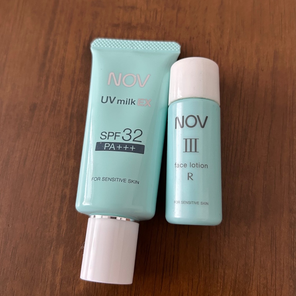 NOV ノブ UVミルク EX 35g ＋ 保湿化粧水ミニサイズ 20ml 限定