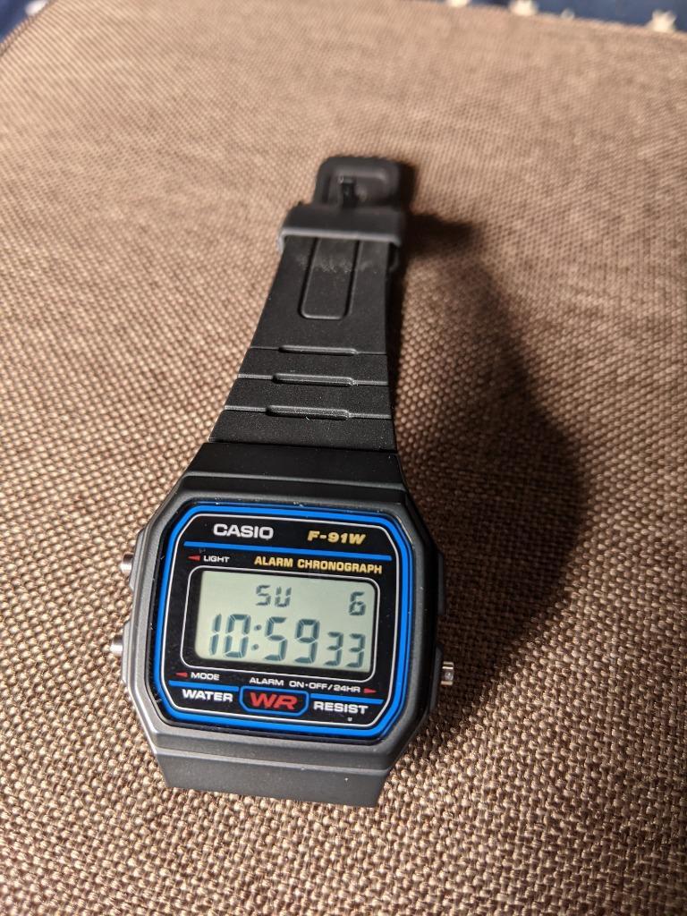 国内正規品 CASIO Collection カシオ コレクション ベストセラー 軽量 薄型 ブラック ユニセックス腕時計 F-91W-1JH :F- 91W-1JH:BIGBOYS - 通販 - Yahoo!ショッピング