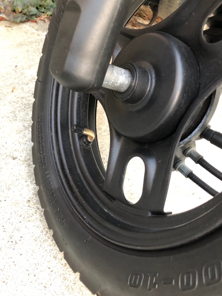 最終値下【新品】 バイクタイヤ 80-100-10（2024年製） 新品】バイクタイヤ 80-90-10（2024年製） 楽天市場】ライブ