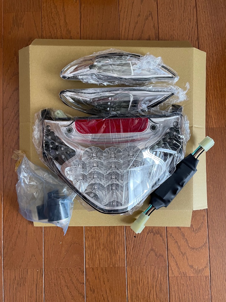 アドレスv100 ウインカー テールランプセット 楽天市場】アドレスV100 CE11A CE13A イエローレンズセット