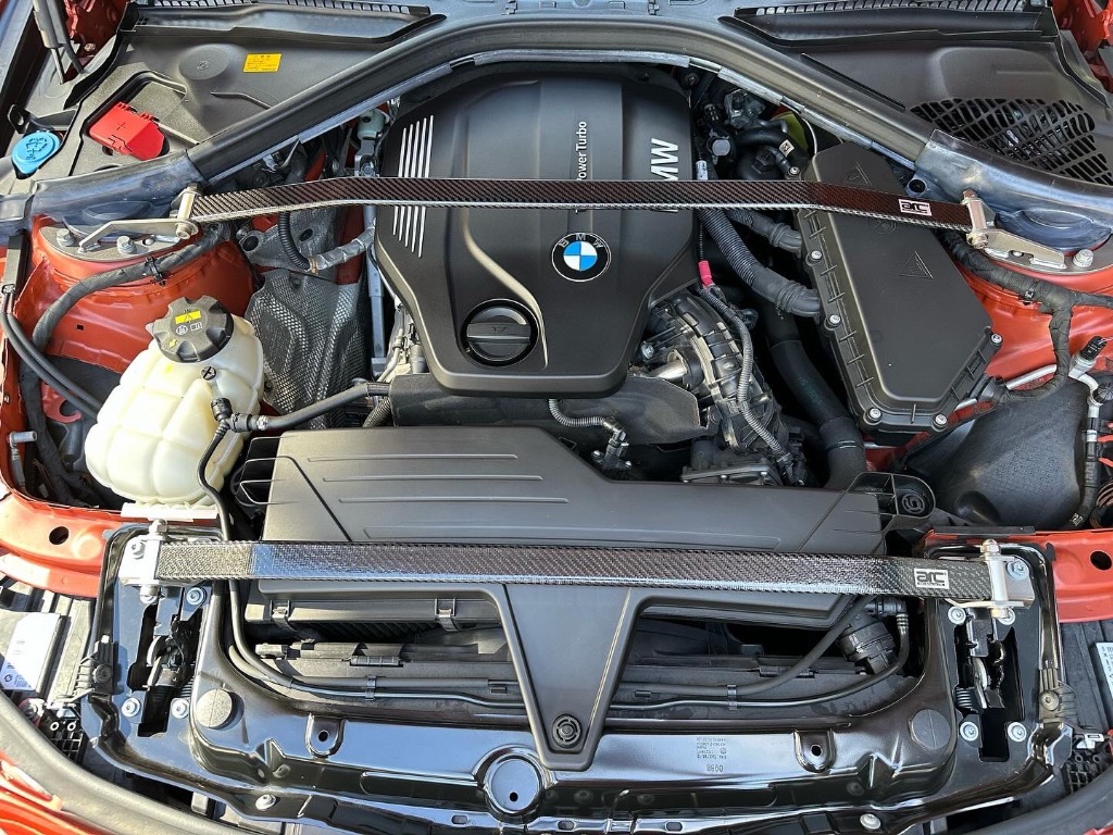 ARCパワーブレイス BMW F20 F22 F30 F31 F32 F34 フロント T2