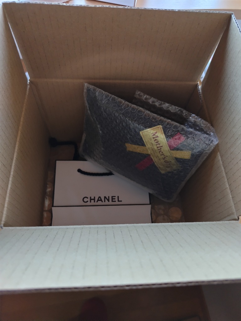 **25C コンパクトミラーとして**【CHANEL】 ロングネックレス シェルネックレス MA25B(70cm) | deux C(ドゥ・セー)公式