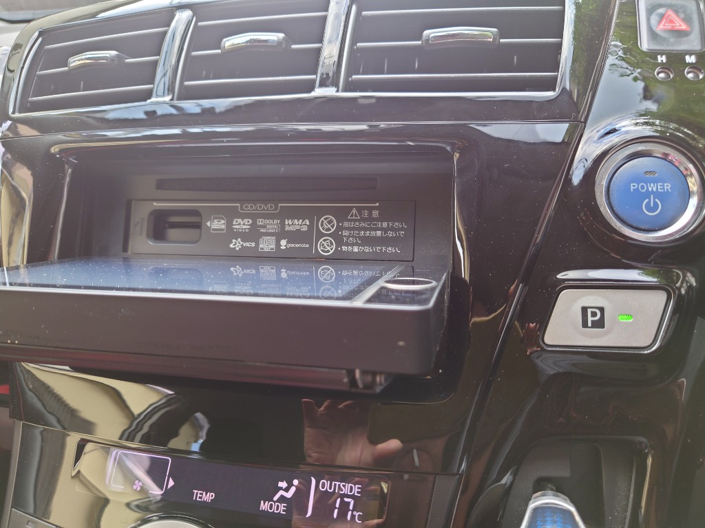 プリウス トヨタ プリウスα 40系 ZVW40W ZVW41W インテリアパネル