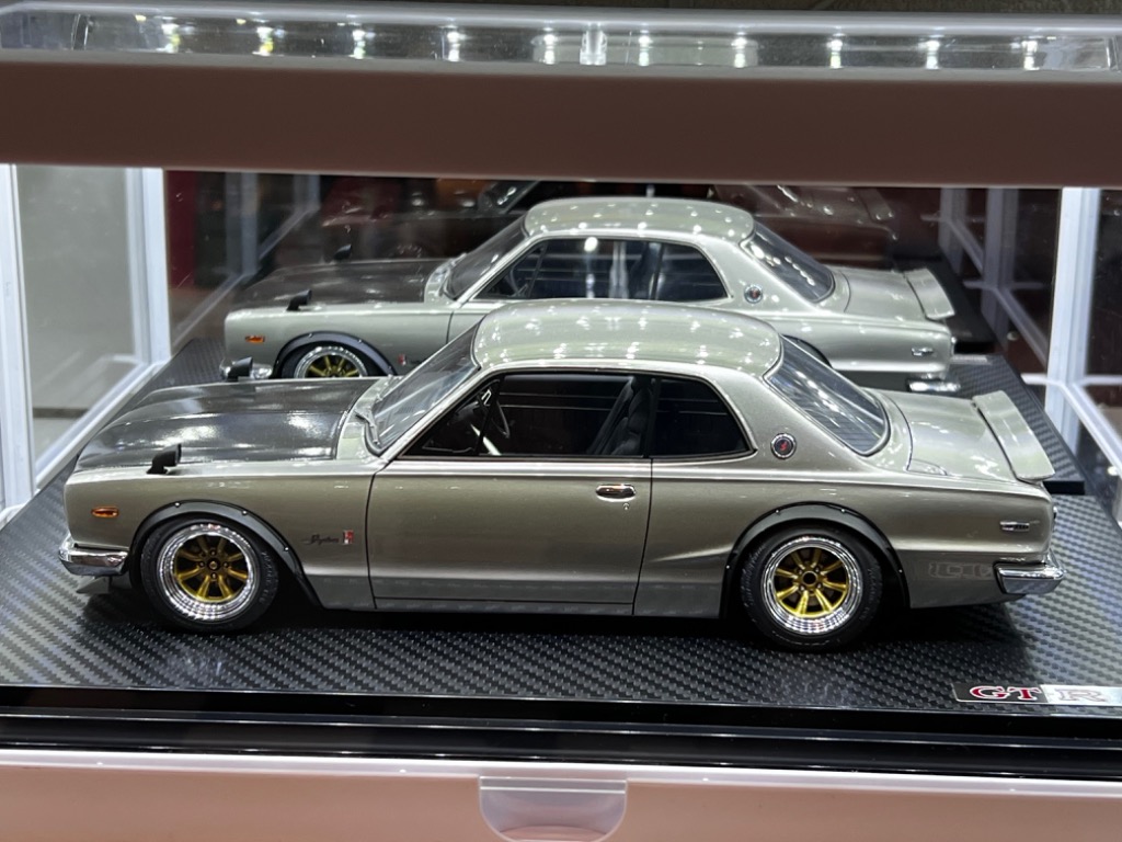 アクリル ディスプレイ ボックス 1/18スケール用 背面/底面ミラー