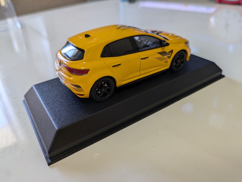 ノレブ 1/43 ルノー メガーヌ R.S. ウルティム 2023 シリウス