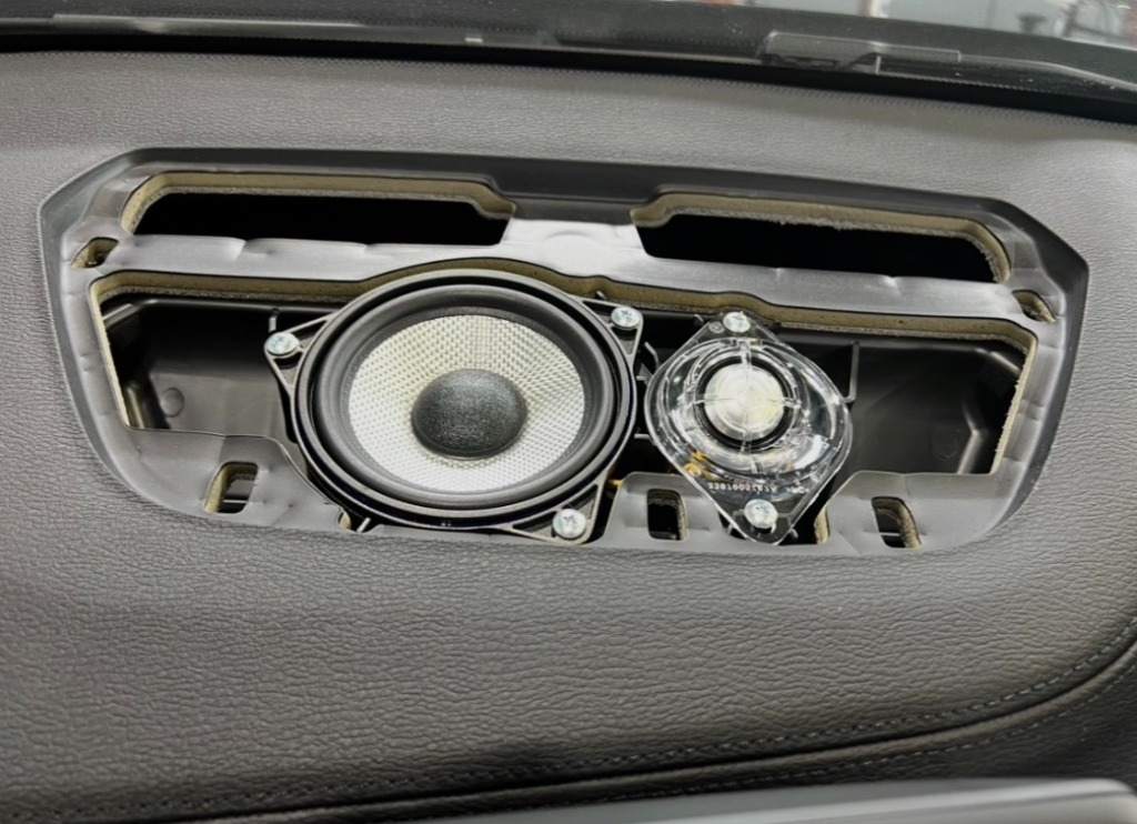 BMW F30 31 32 34 36 B&Wセンタースピーカーシステム Bowers & Wilkins