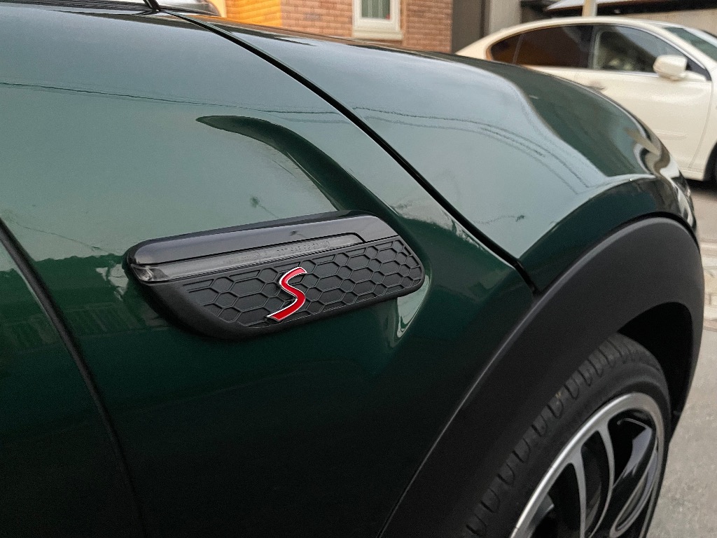 MINI（ミニ） BMW MINI 純正 F55 F56 F57 LCI2 CooperS Piano black