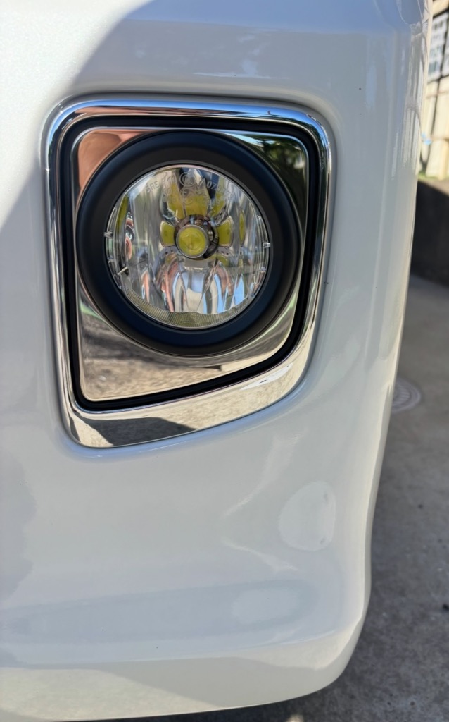 大放出セール スズキ エブリイワゴン DA17W フロント フォグカバー
