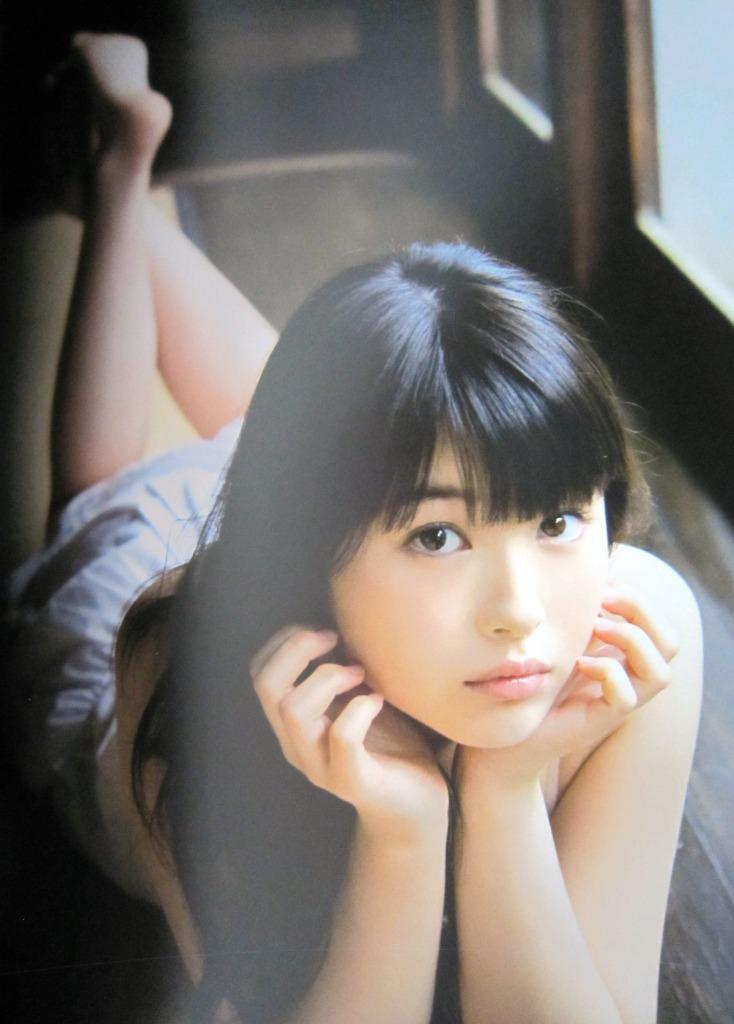 瞬間 : 浜辺美波写真集 浜辺美波 浜辺美波ファースト写真集『瞬間』 Book