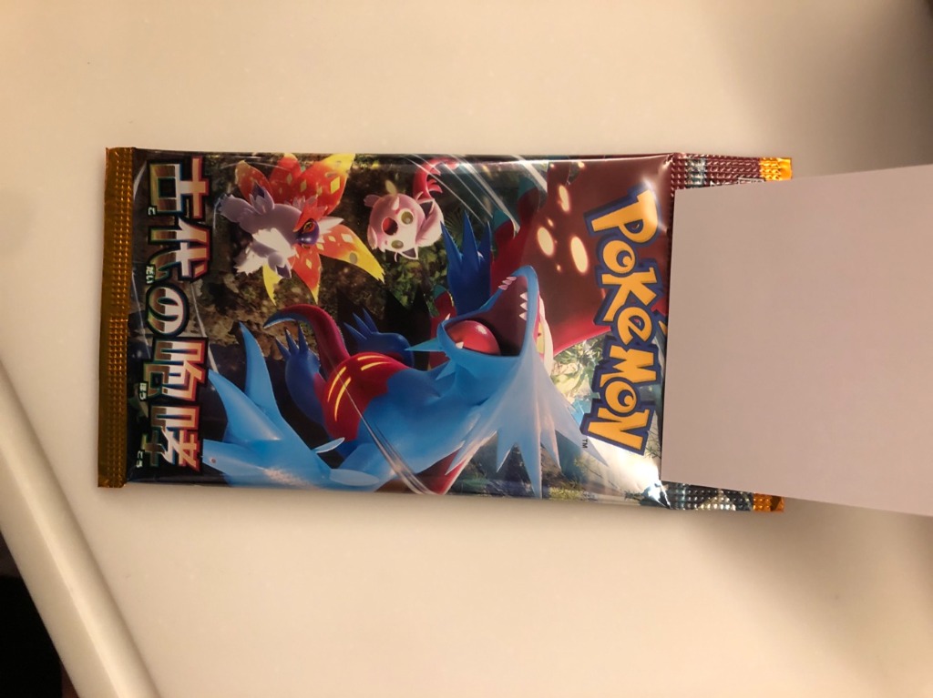 新品未開封シュリンク付　トリプレットビート　クレイバースト　シャイニートレジャー gochanstore_b0cf1mdbs5box