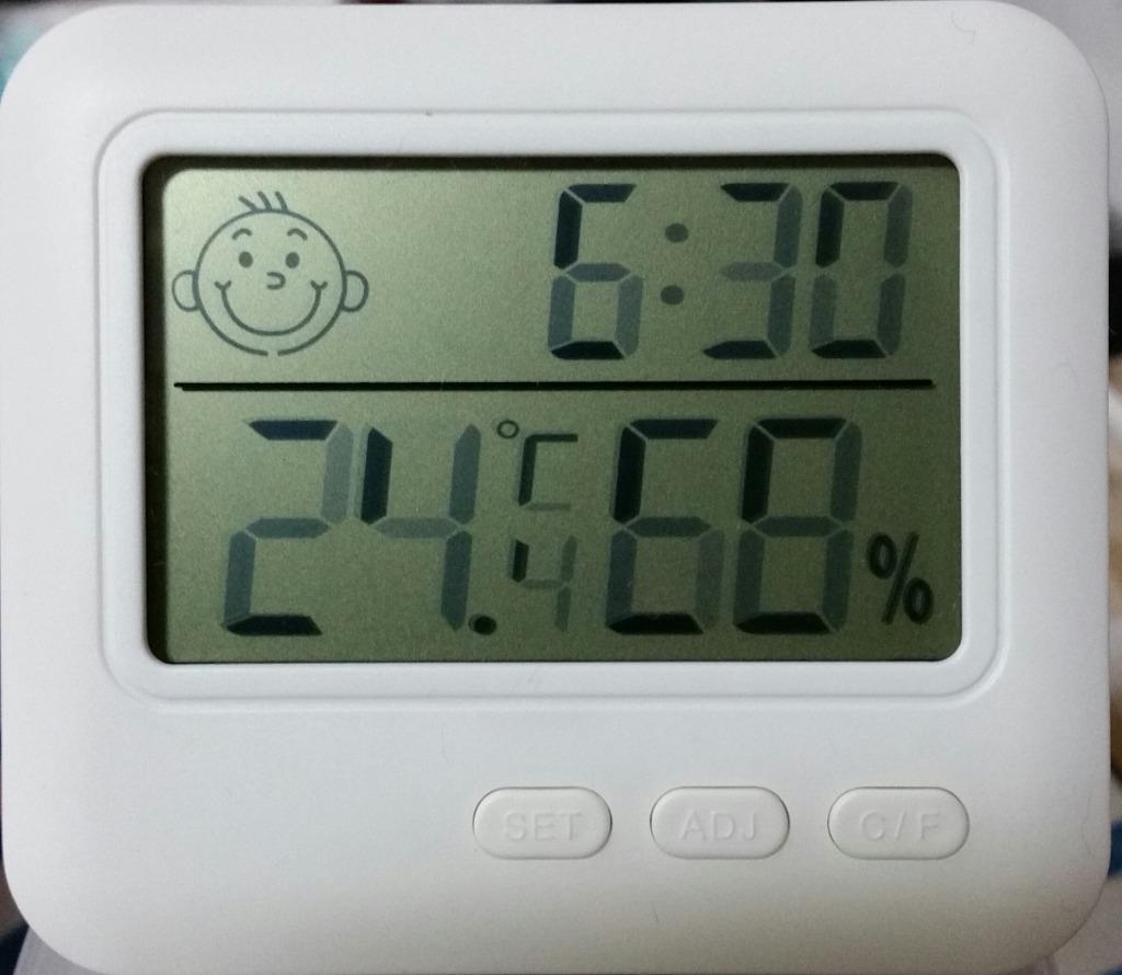 デジタル温度計　7個セット　ホワイト　国内全数検査品 日本語説明付(36)