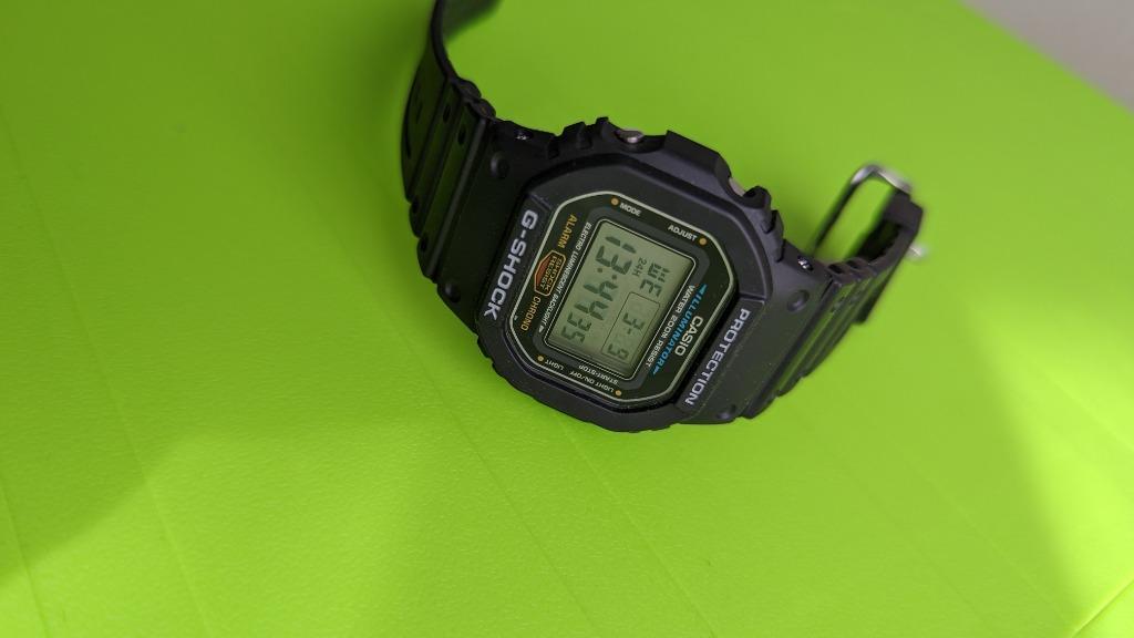 国際ブランド】 カシオ G-SHOCK G-5600A 海外モデル モスグリーン 電池 