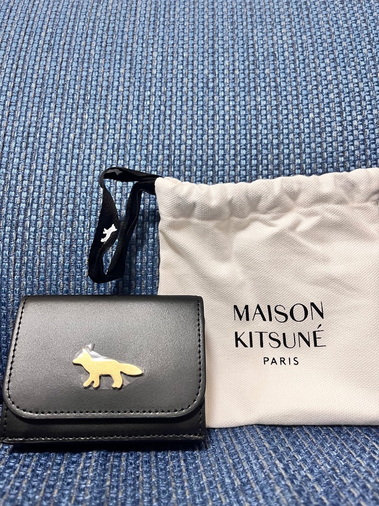 MAISON KITSUNE（メゾン キツネ） 並行輸入 メゾン キツネ 3つ折り財布