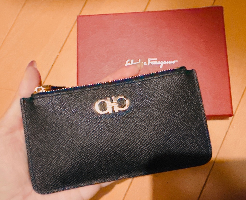 FERRAGAMO フェラガモ カードケース ガンチーニ 220378 753023 FERRAGAMO フェラガモ カードケース ガンチーニ 220378 753023