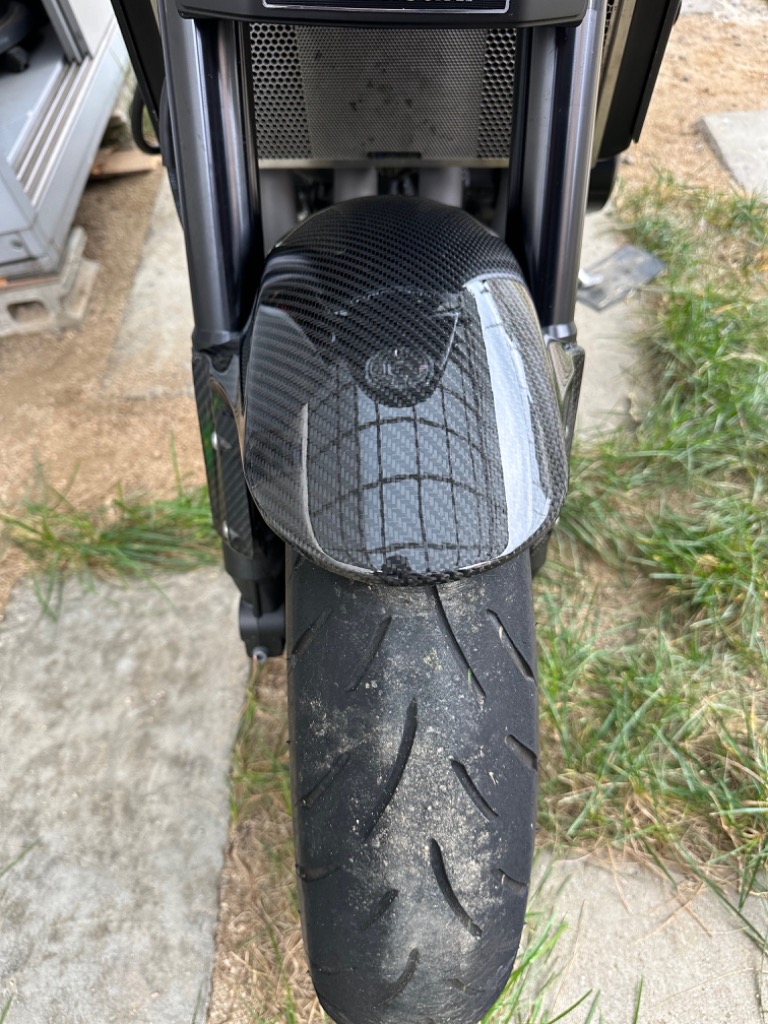 正規品/アーキ Z900RS/CAFE カーボン フロントフェンダー ブラックメッシュ ARCHI バイク 正規品/アーキ Z900RS/CAFE カーボン フロントフェンダー ブラックメッシュ ARCHI バイク