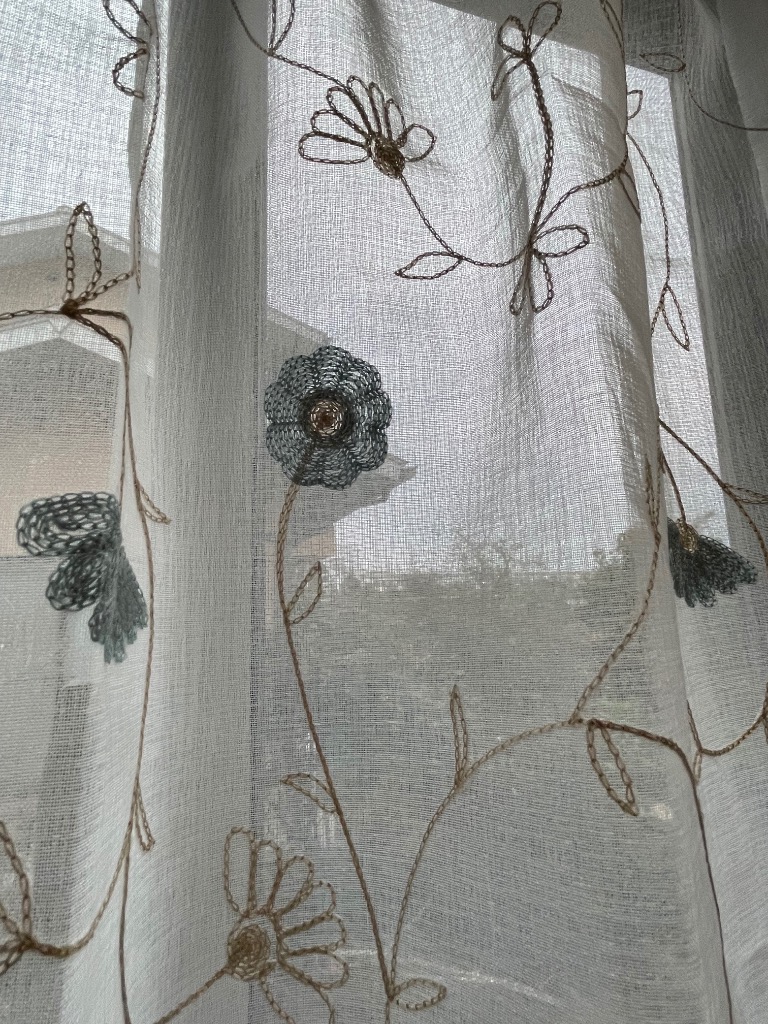 Ponoa ポノア カフェカーテン 北欧 おしゃれ 刺繍 花柄 レース