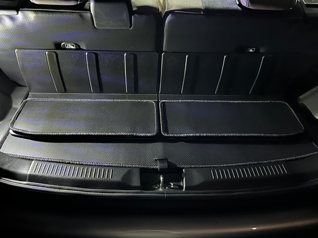 スズキ XBEE クロスビー MN71S トランクマット ラゲッジマット