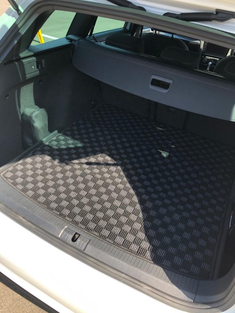 フォルクスワーゲン VW ゴルフ7ヴァリアント AU系 フロアマット